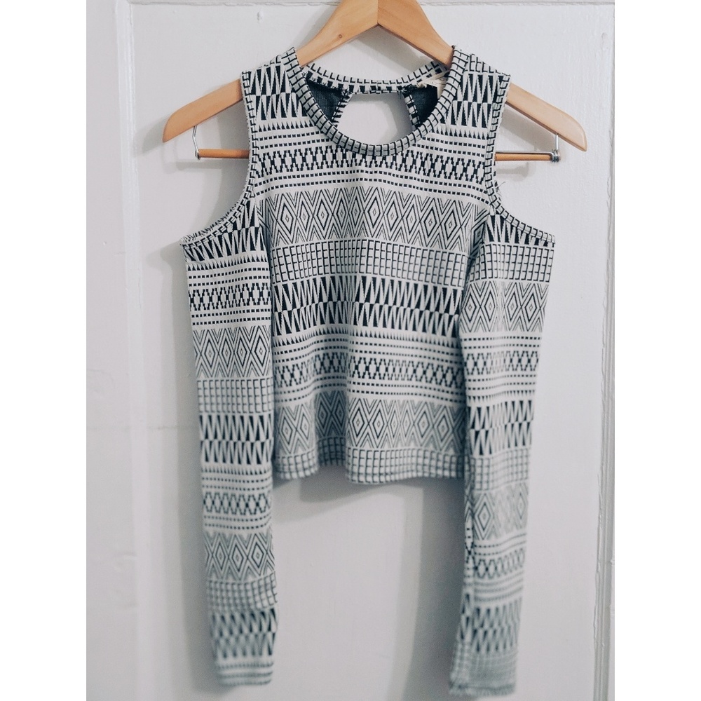 NWT Pacsun Cold Shoulder Blouse